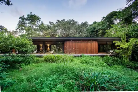 Elaleni’s timber pavilion set among lush gardens